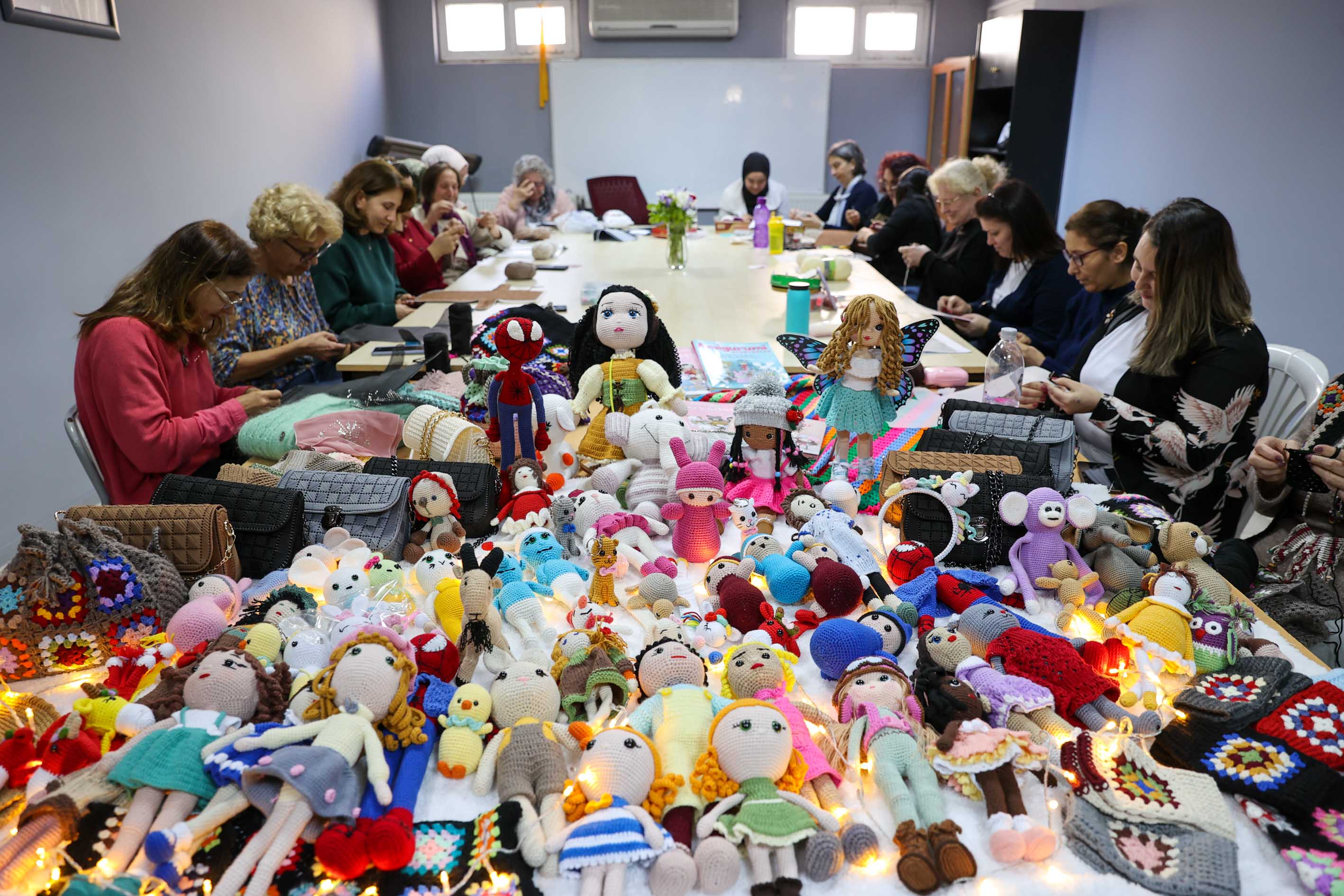 Buca Belediyesi, 6 Merkezde 16 Farklı Dalda Kurs Açıyor