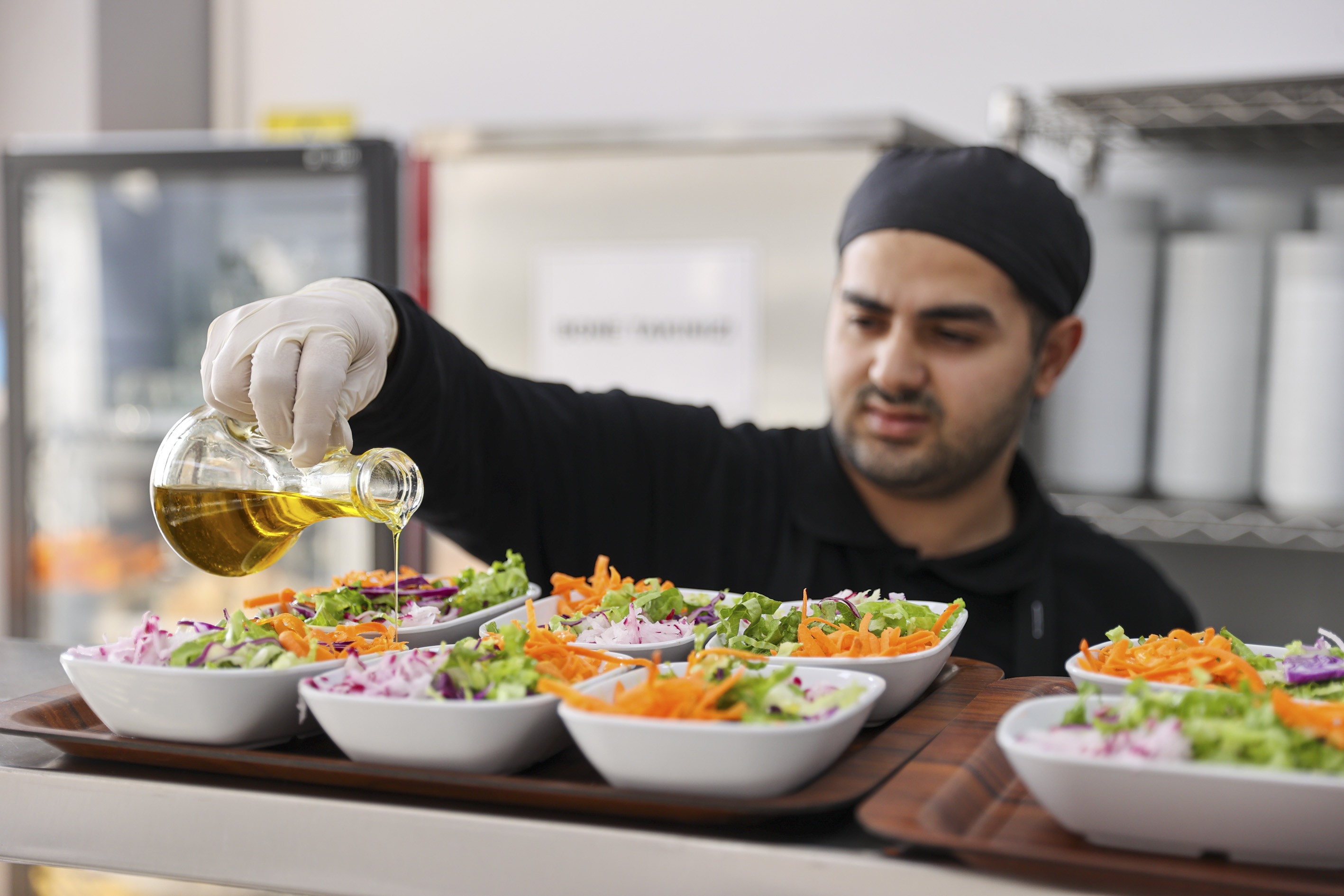 Buca’da Dayanışma Sofrası Büyüyor