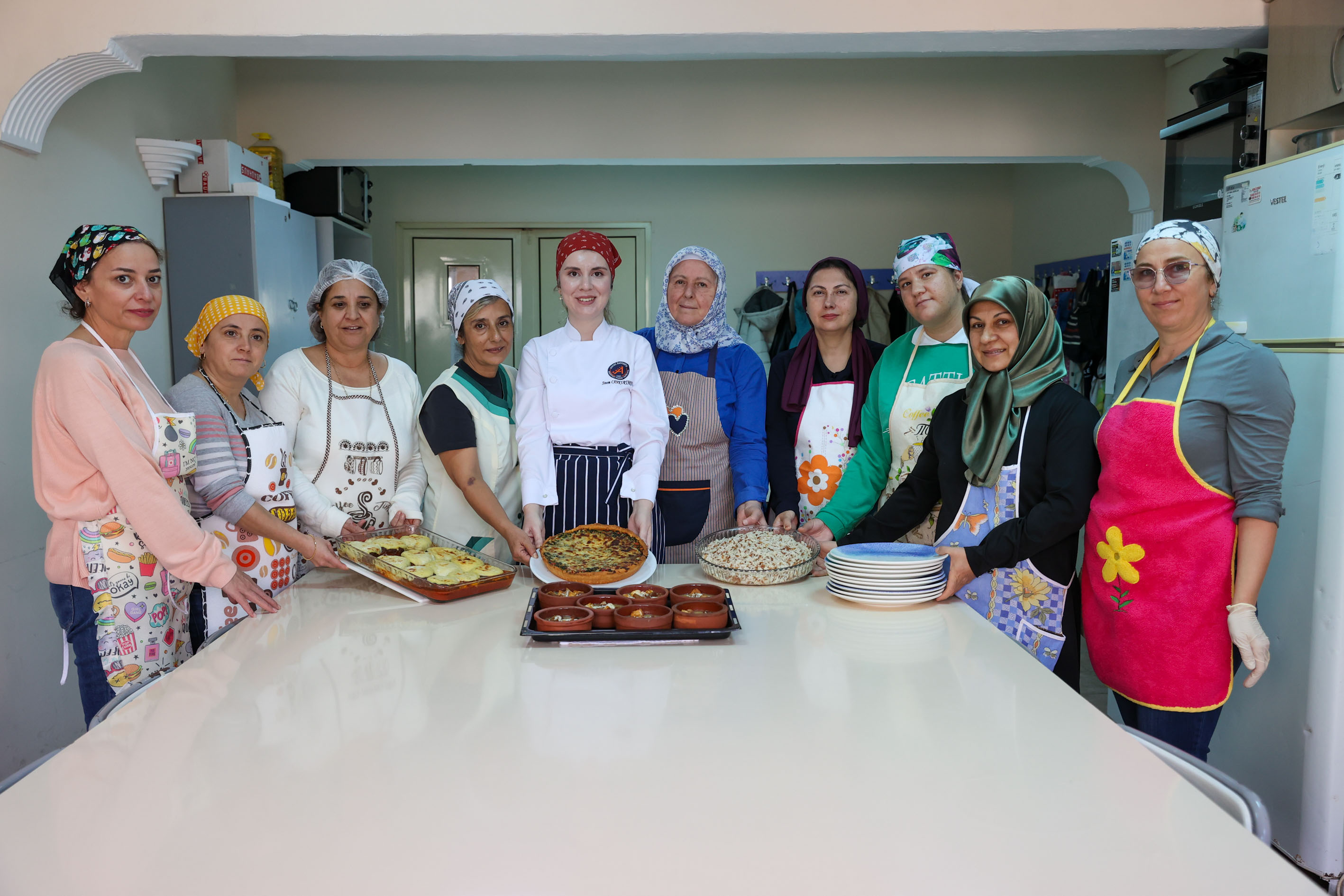 Bucalı Kadınlar Evka-1 Semt Evi’nde Dünya Mutfağıyla Buluşuyor